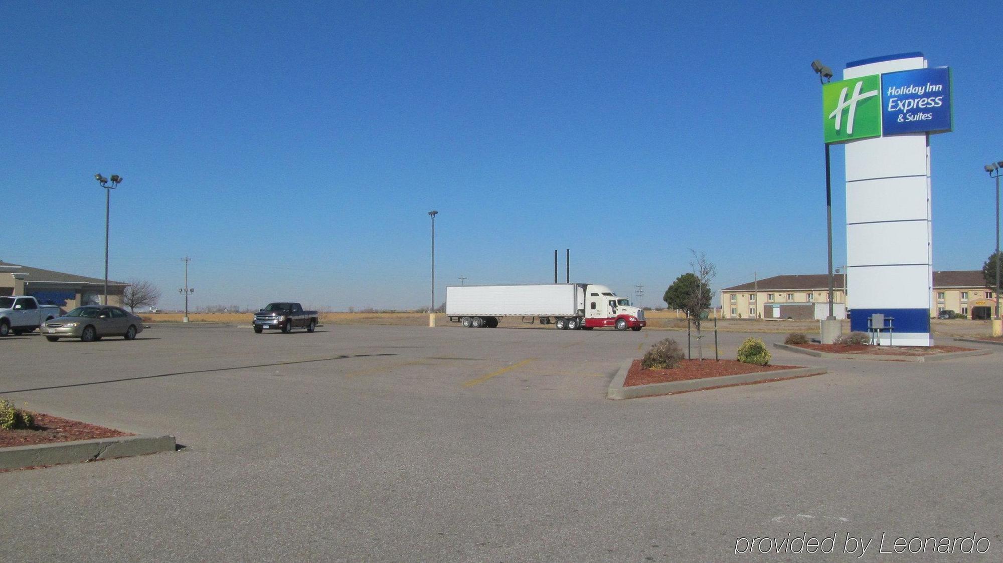 Holiday Inn Express Hotel & Suites Lexington By Ihg Exterior foto